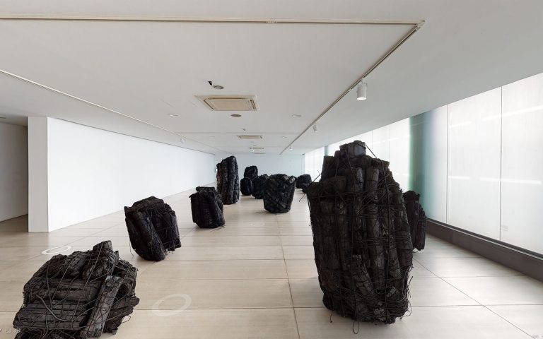 Lee Bae, view of exhibition at Indang Museum, Daegu